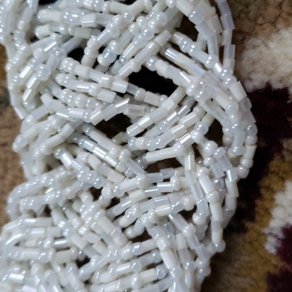 Seed Bead Necklace, Twisted Braided Strand, White Color Beaded Jewelry, Vintage - Picture 4 of 12
